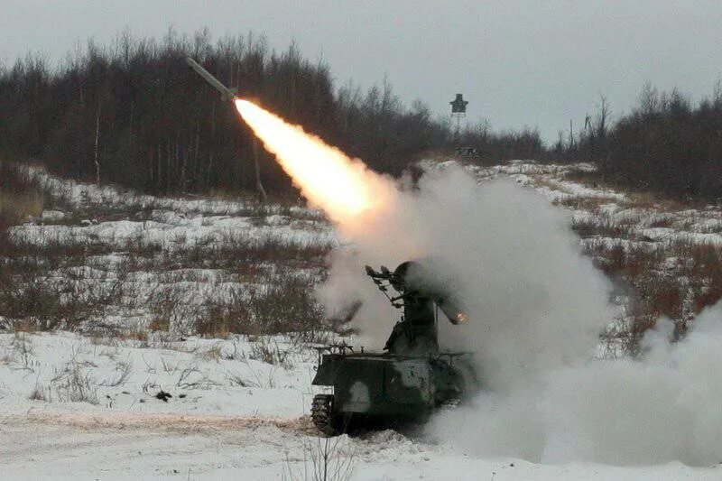 баллистические ракеты северной кореи. ким чен ын артиллерия. залп ракет. рсзо северной кореи. залп ракет.