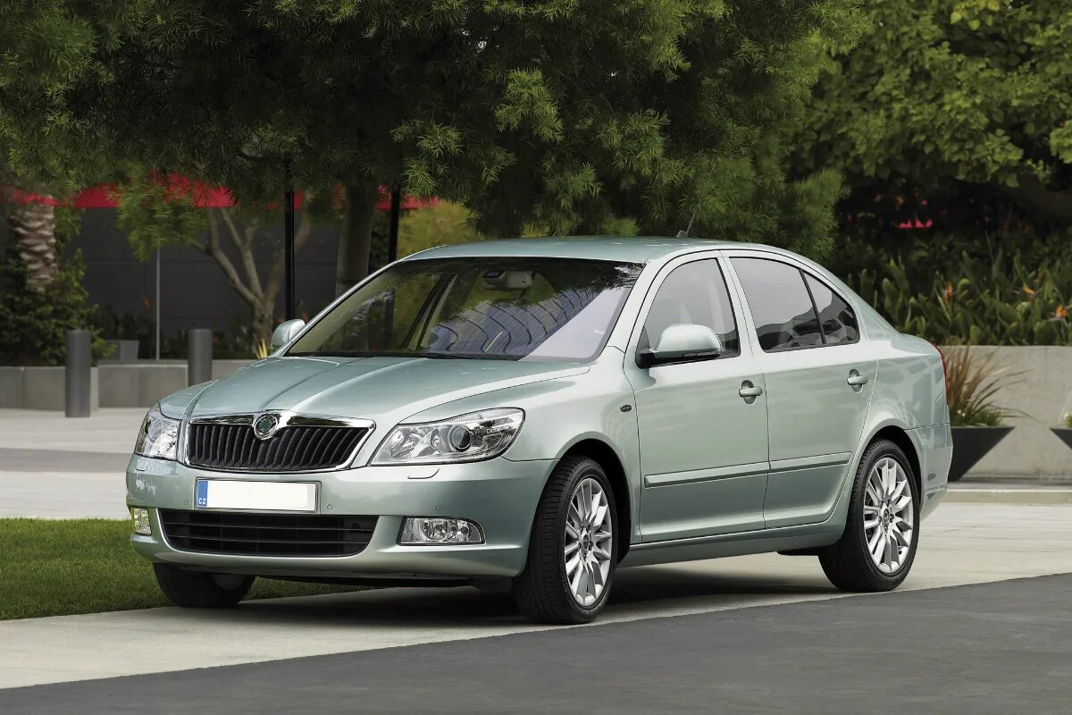 Авито купить шкоду октавию а5. Skoda Octavia a5 FL. Skoda Octavia a5 2004-2013.