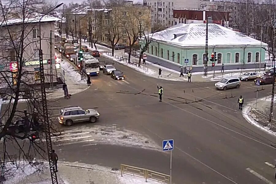 Перекресток петрозаводск режим. Перекресток петрозаводская. Магазин перекресток в петрозаводске. Цилиндрических панорам городских перекрестков. Перекресток петрозаводск режим.