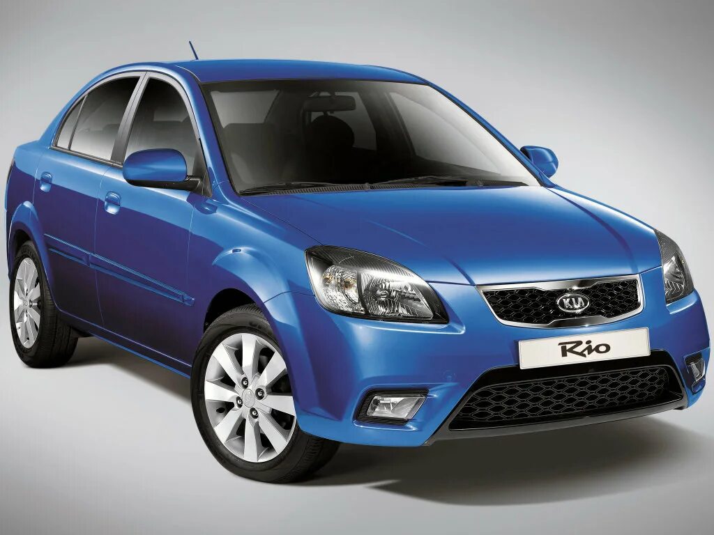 Киа Рио 2 седан 2005-2011. Kia Rio 2010. Kia Rio 2. Kia Rio 2 2005.