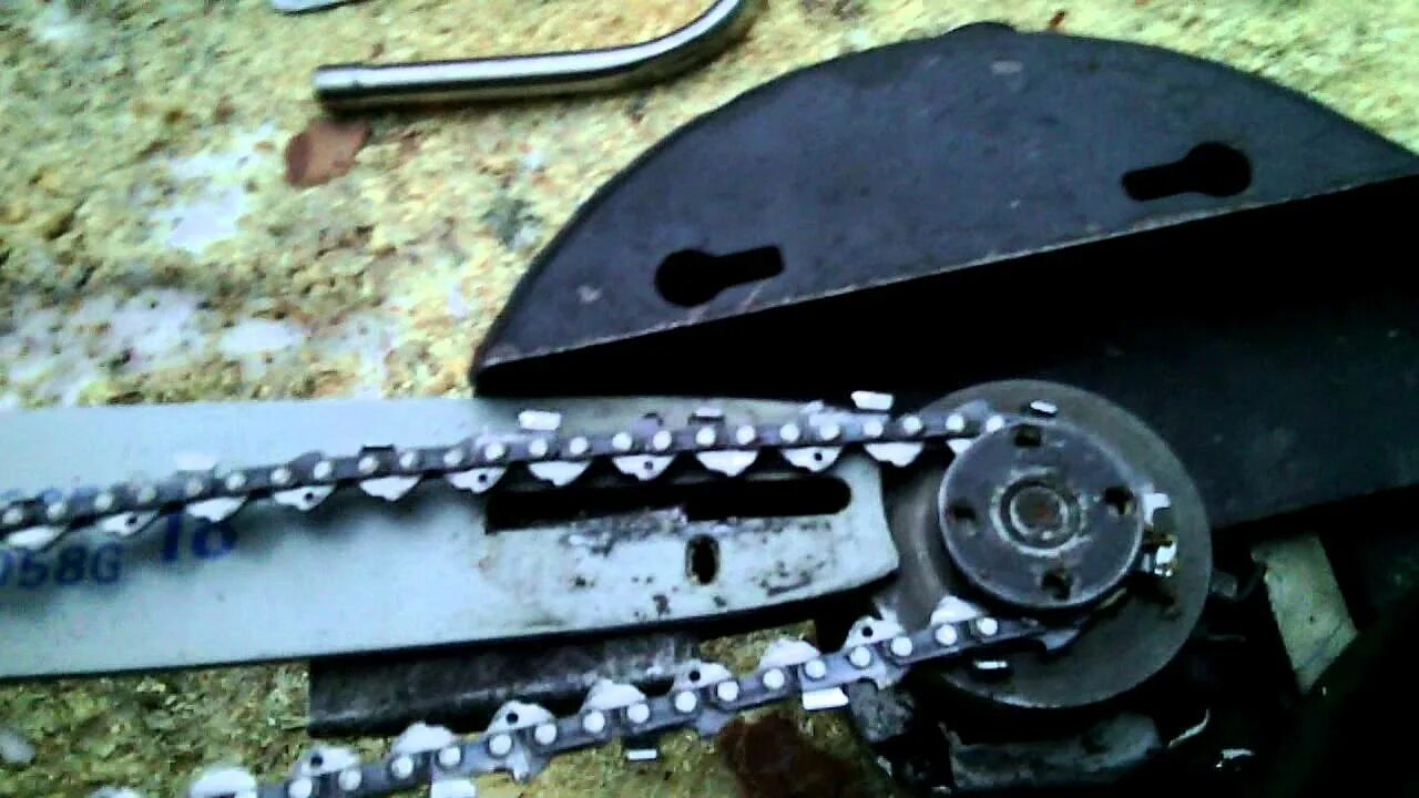 Электропила из болгарки. Как сделать цепную пилу. Насадка цепная пила для болгарки ушм хансконер хаг9512р. Циркулярка из болгарки 125. Пила из болгарки.