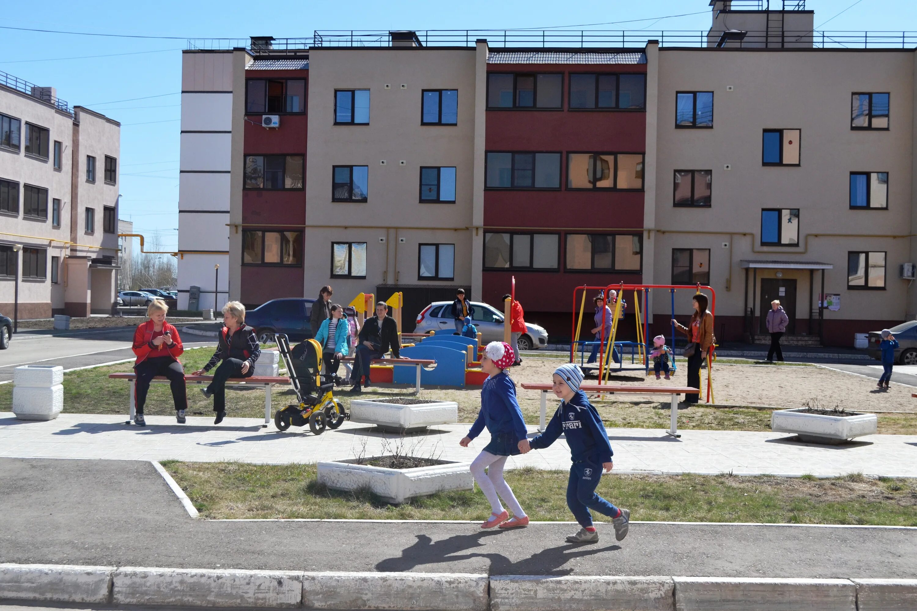 Городская среда самарской области. Городская среда. Жилье и городская среда. Переселение из аварийного жилья. Южноуральск благоустройство.