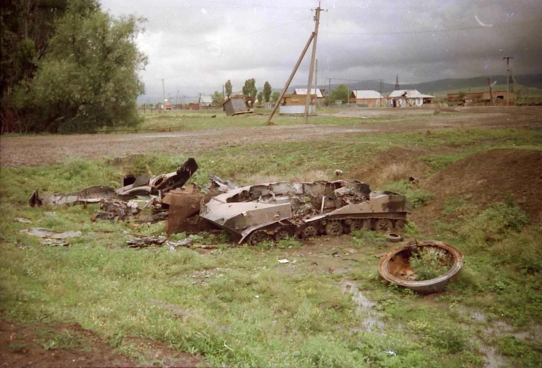 Село самашки. Зачистка села Самашки 1995. Самашки Чечня зачистка 1995. Село Самашки Чечня зачистка.