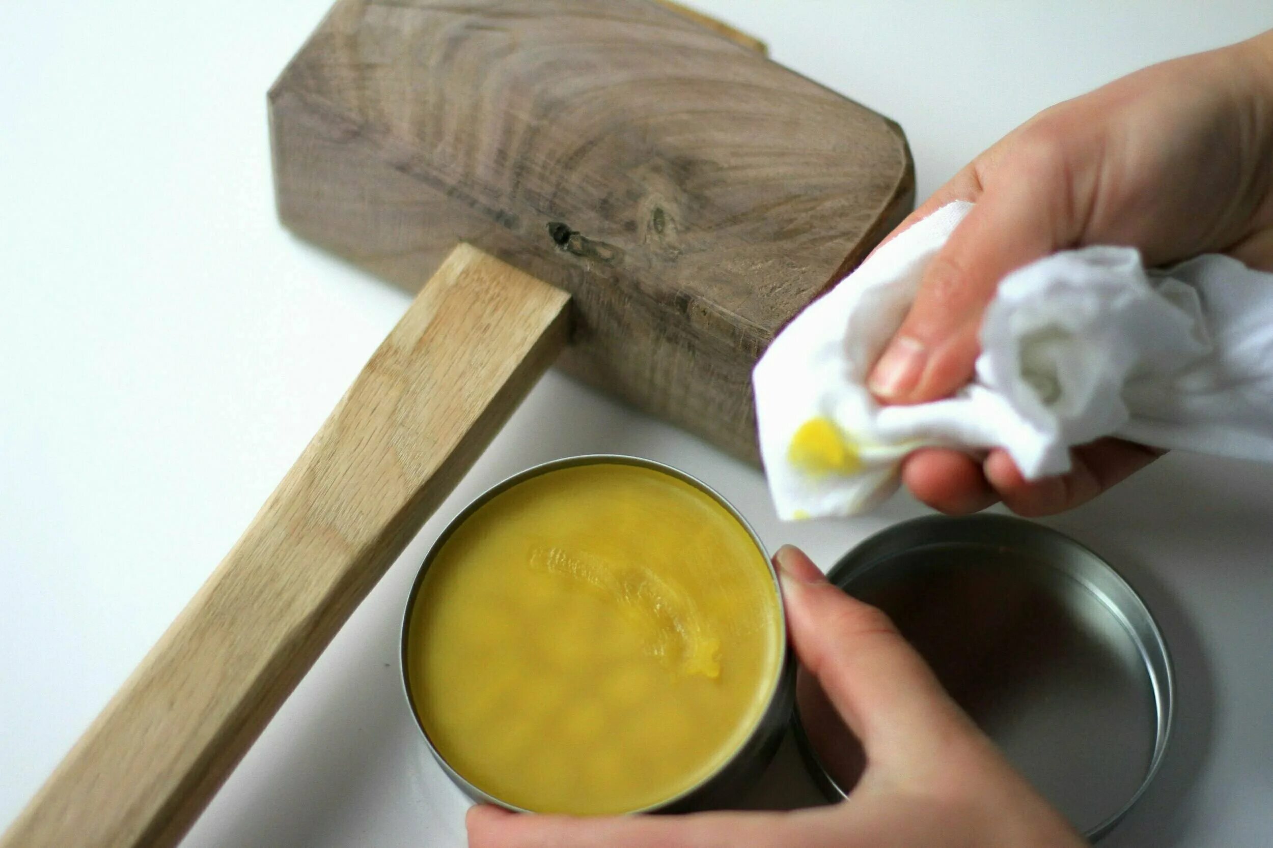 покрываем воском. масло по дереву. дерево покрытое тунговым маслом. декоративная обработка дерева. мебель пропитанная воском.