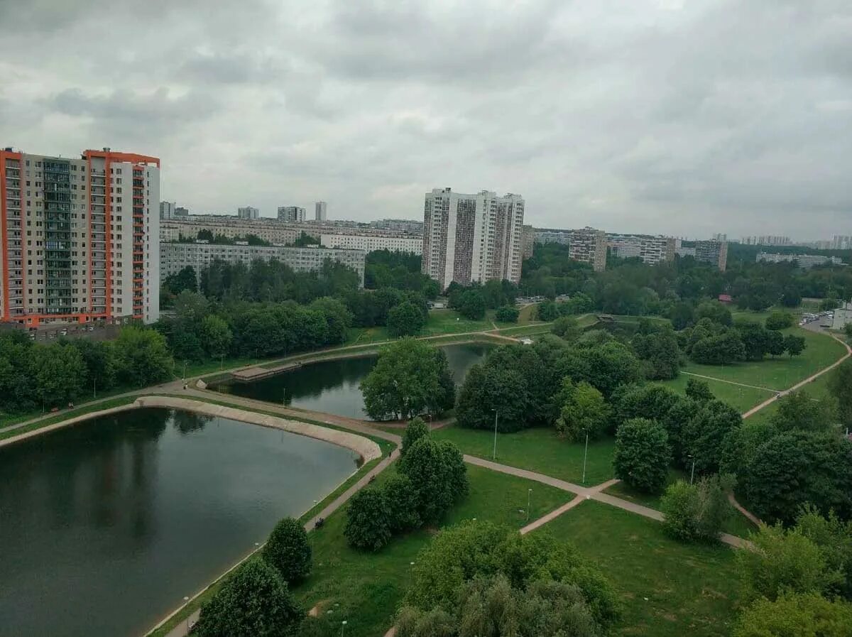 Каскад кировоградских прудов чертаново. Кировоградские пруды москва. Покровские пруды платина чертаново. Парк кировоградские пруды после реконструкции. Каскад кировоградских прудов чертаново.