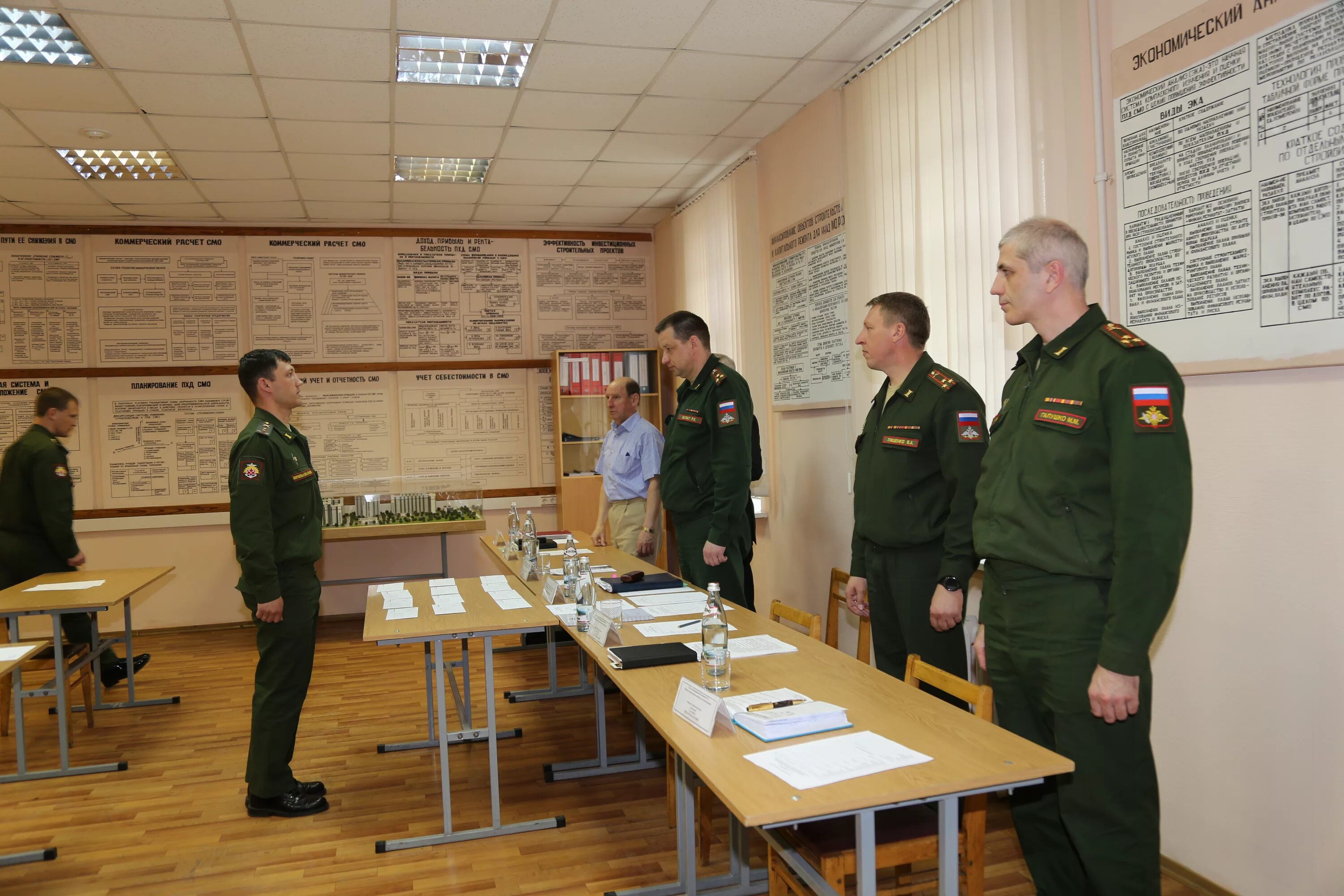 Военно инженерный сайт. Инженерно-технический институт военной Академии МТО. Спец Факультет Академии МТО. Виит институт военный СПБ. Военная Инженерная Академия СПБ.