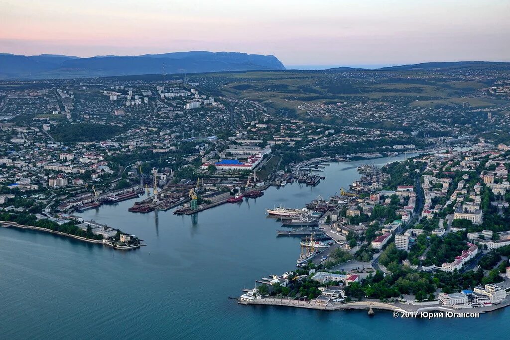 корабельная бухта севастополя. набережная приморского бульвара севастополь. памятник затопленным кораблям приморский бульвар. севастополь набережная нахимова. сеть севастополя.