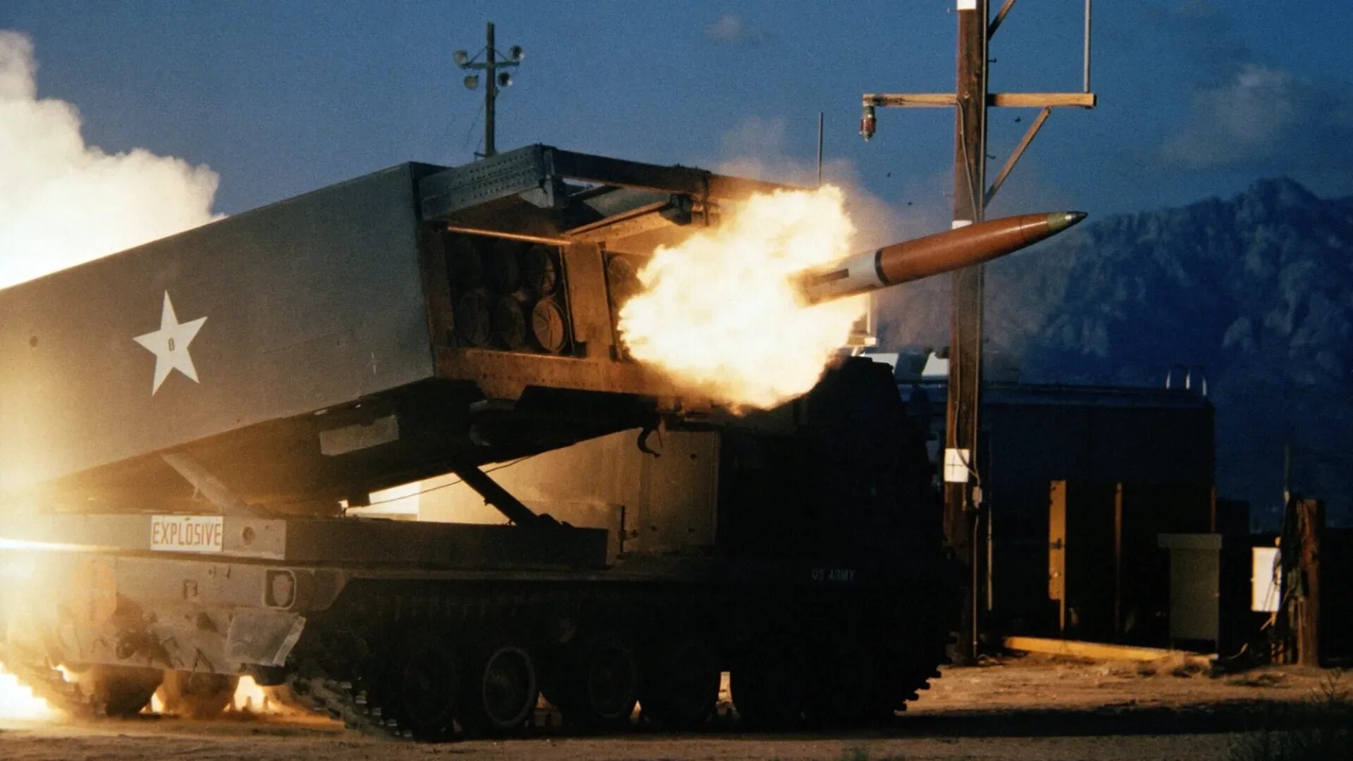 Atacms как произносится. Mgm-140 atacms ракета. американские ракеты. atacms ракета.