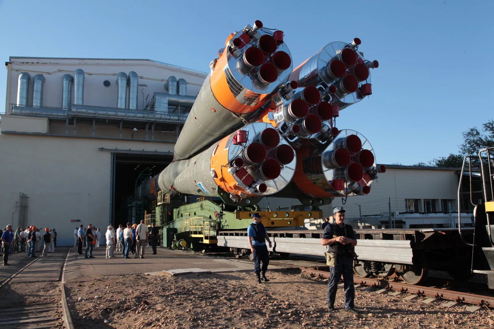 Вывоз ракеты на старт Байконур. Вывоз ракеты Байконур. Площадка 31 космодрома Байконур. Байконур пл, 2 старт. Пл 31