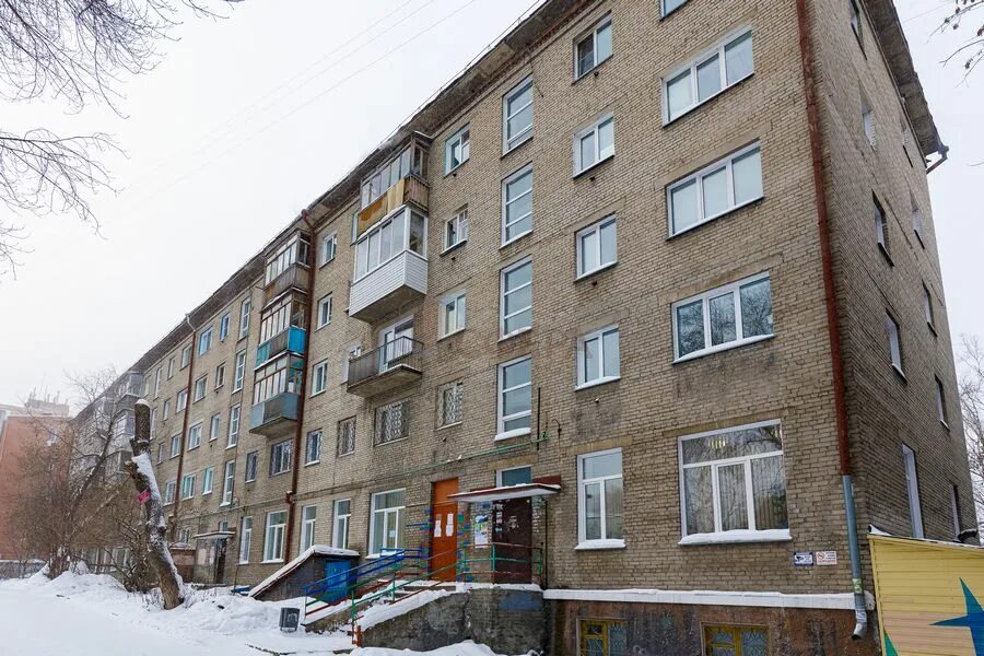 Новосибирск 82. Кирова 82 новосибирск фото. Новосибирск ул сибиряков-гвардейцев. Писарева 82 новосибирск на карте. Новосибирск улица зорге 82/4.
