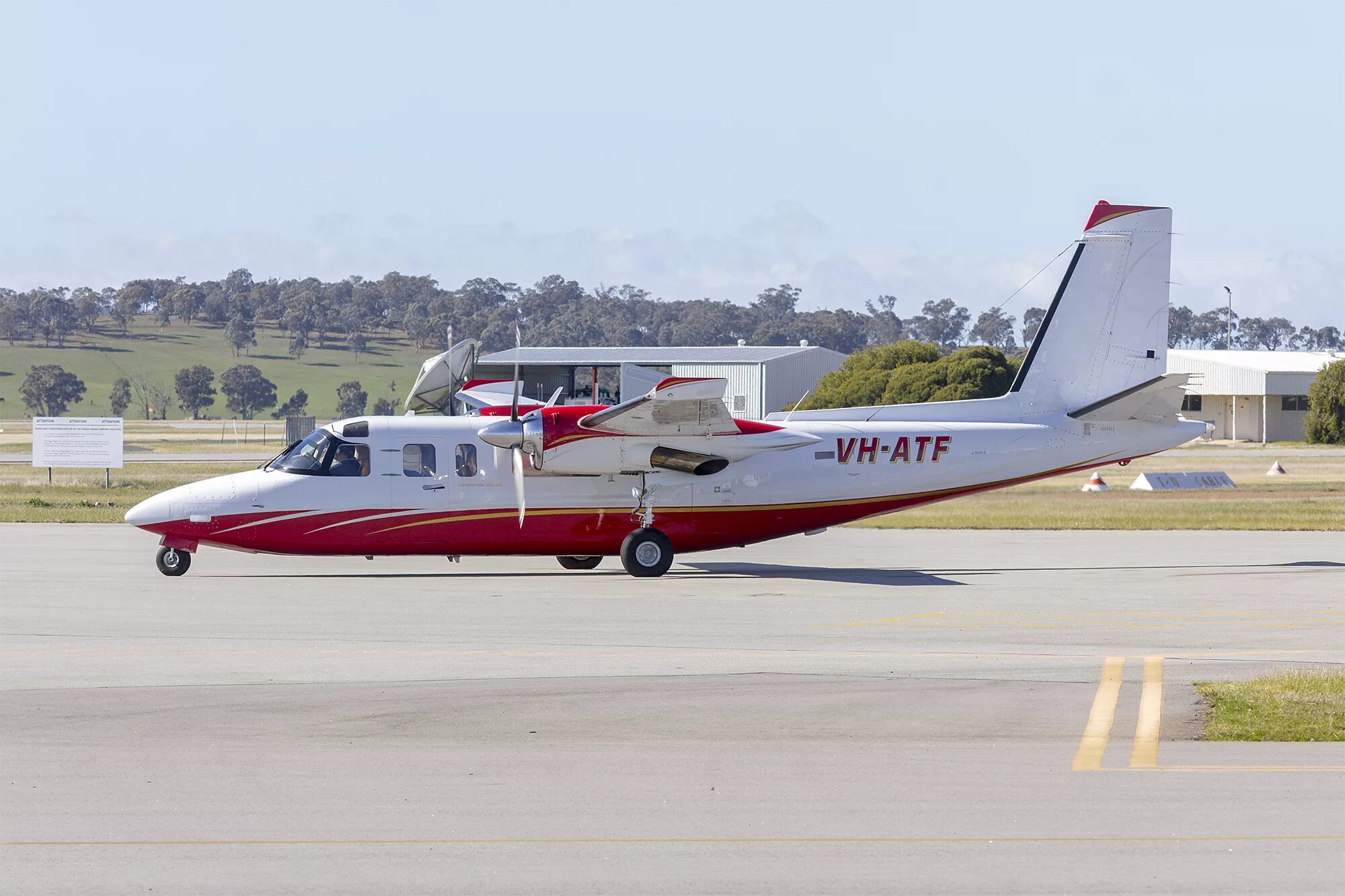 Turbo commander. Aero commander 690. rockwell 690a. rockwell 690a commander. rockwell 690b turbo commander.