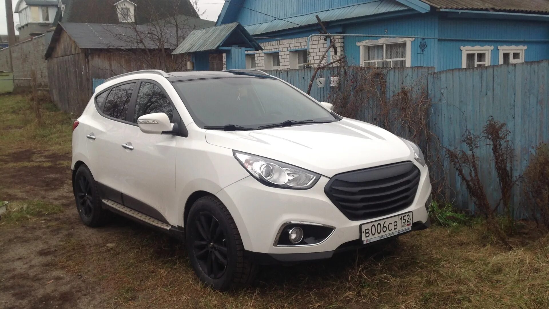 Hyundai ix35, 2013 белый. Хендай ix35 белый. Хендай ix35 зима белый. Ix35 белый. Hyundai ix35 белый.
