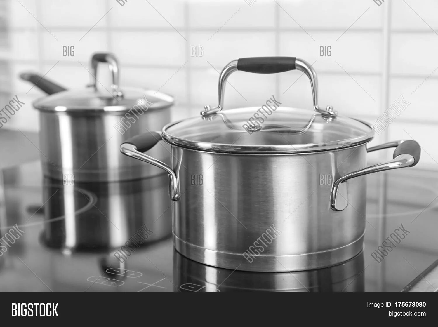 Кипящая кастрюля. Кипящая вода. Закипевшая вода. You will boil. You will boil.