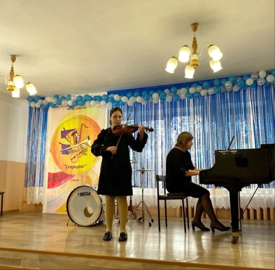 школа 161 зеленогорск красноярский. единая форма для школьного хора. музыкальная школа зеленогорск. музыкальная школа зеленогорск красноярский край. терновская музыкальная школа зеленогорск.