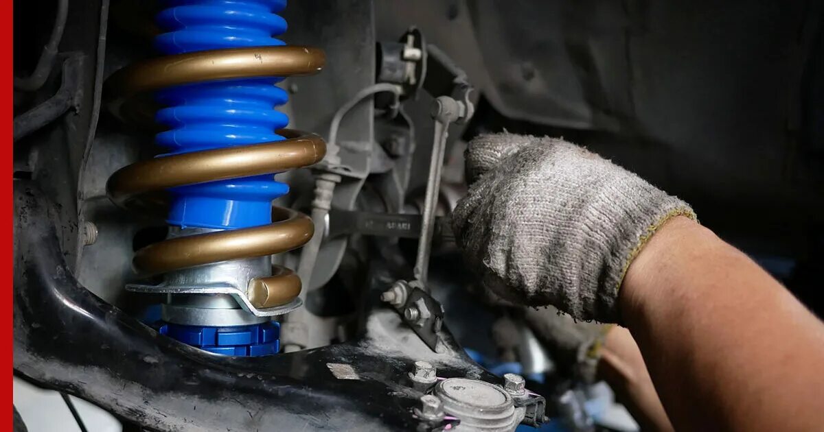 Задние пружины ланос. Лопнула пружина и воткнулась в колесо. Проставки на пружины задние ваз 2131. Диаметр пружины амортизатора поло седан 2013. Амортизатор авто.