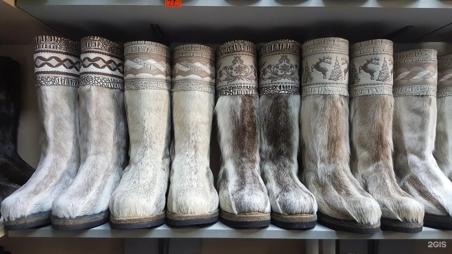 ярмарка унтов в улан удэ. камус оленя. унты индейские. ярмарка унтов в улан удэ. ярмарка унтов в улан удэ.
