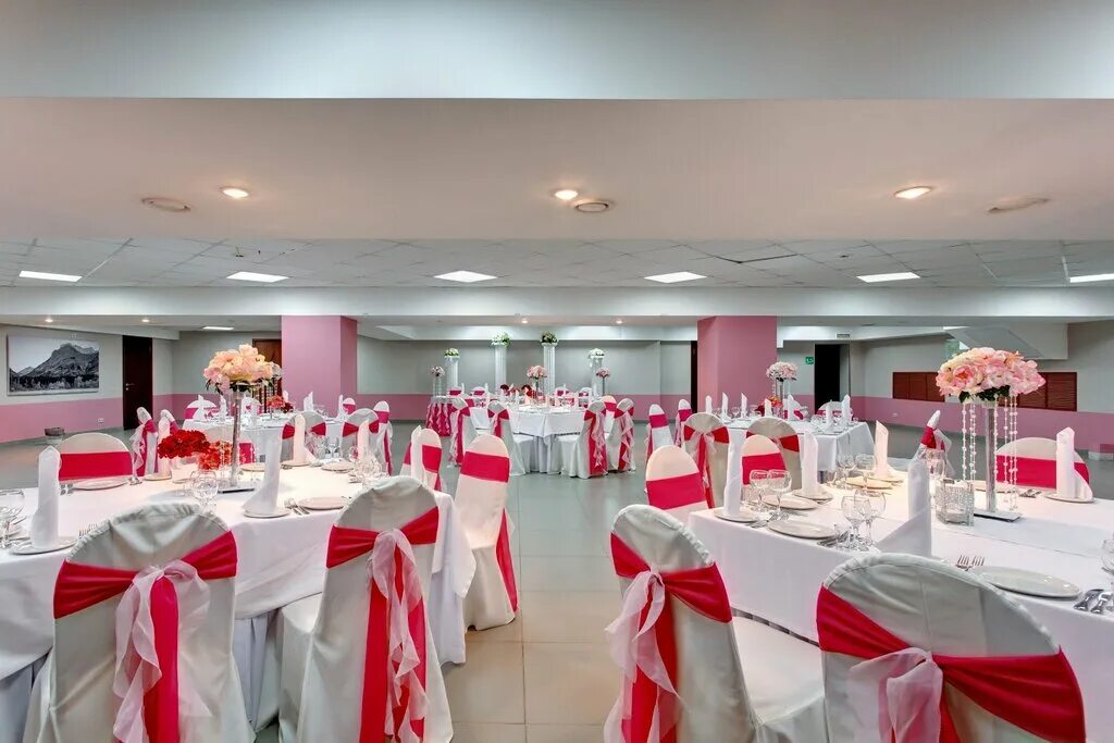 баракат уфа аксакова 7. кафе павлин уфа менделеева 138. гринвуд обская 2 уфа. 40 лет октября 11 уфа. ресторан в черниковке уфа.