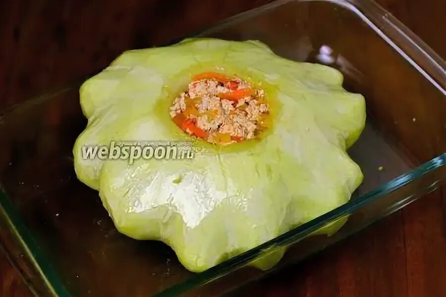 Патиссоны с курицей. Патиссоны с сыром. Патисон мариновый. Блюда из патиссонов. Блюда из патиссонов.
