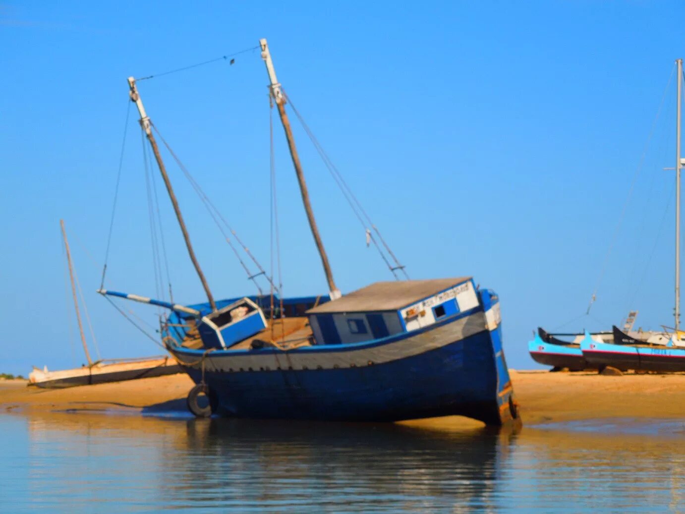 Какой баркас. Морской рыболовецкий баркас. баркас фелюга. баркас дори. баркас лодка.