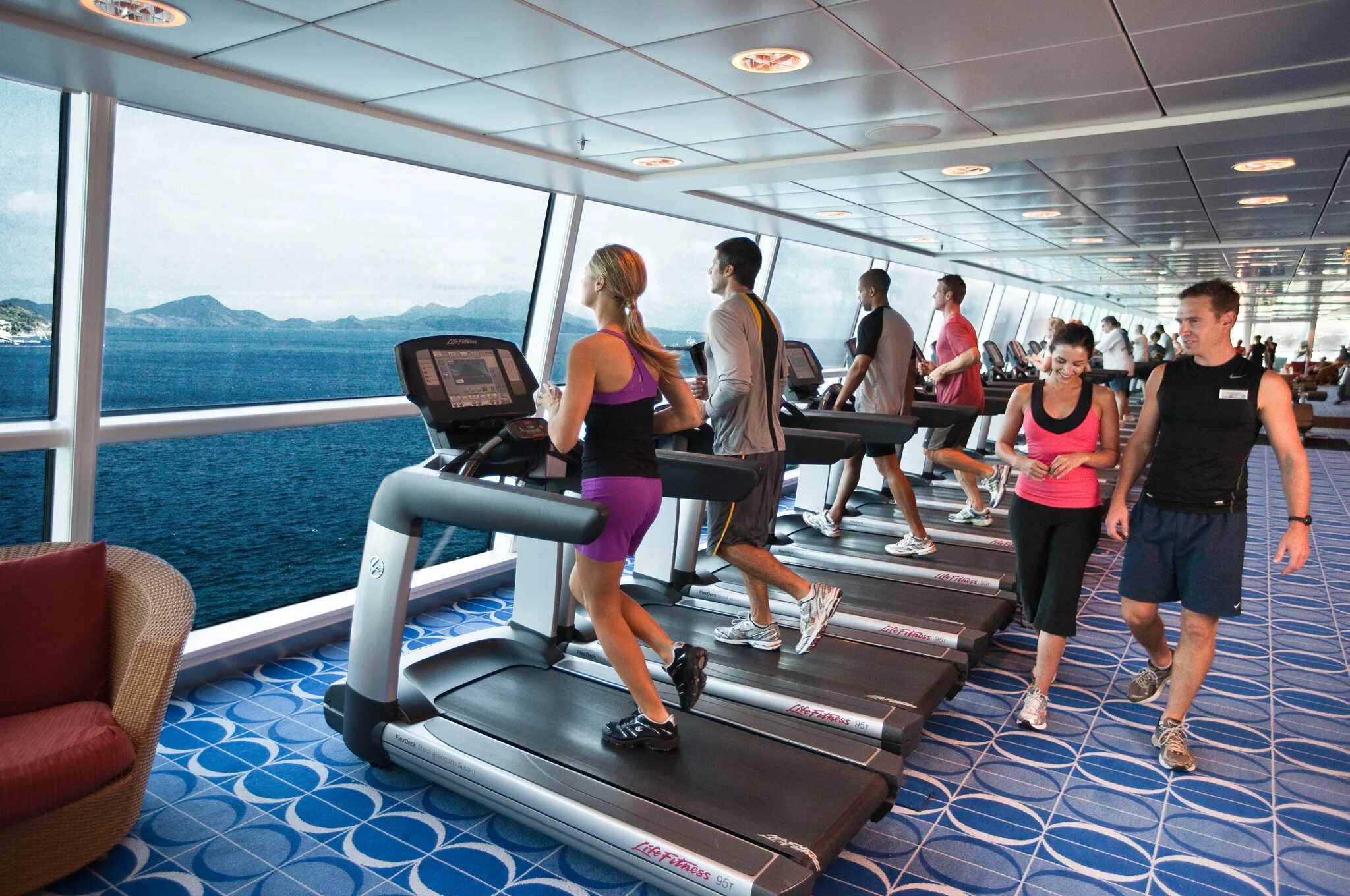 Оздоровительный центр в гостинице. Центры спорта и отдыха. Эволюция евпатория крым. Спорткомплекс марфино бассейн. Спортзал фитнес.