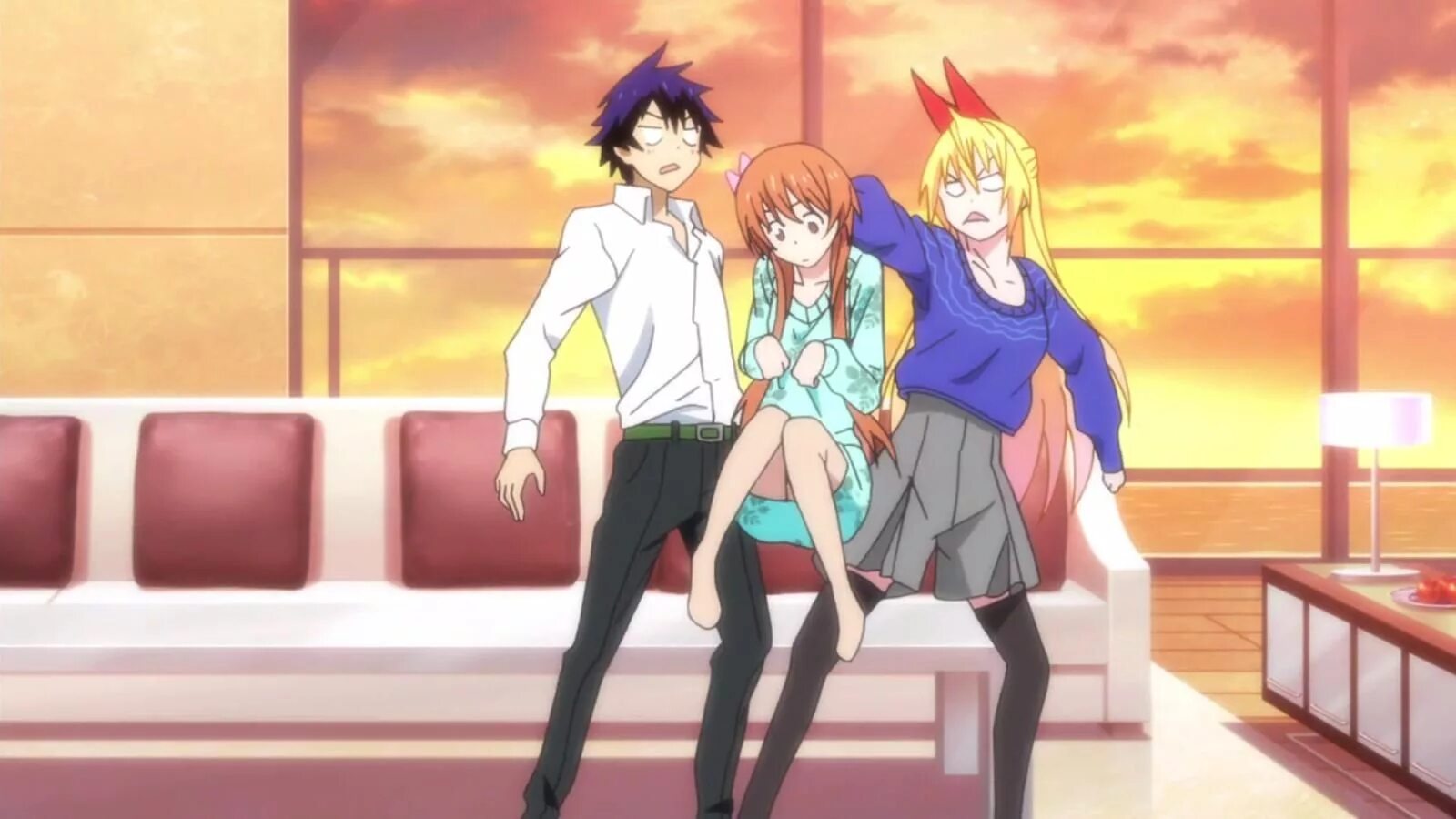 Притворный. Притворная любовь ичиджо. Nisekoi персонажи. Chitoge kirisaki. Притворный.