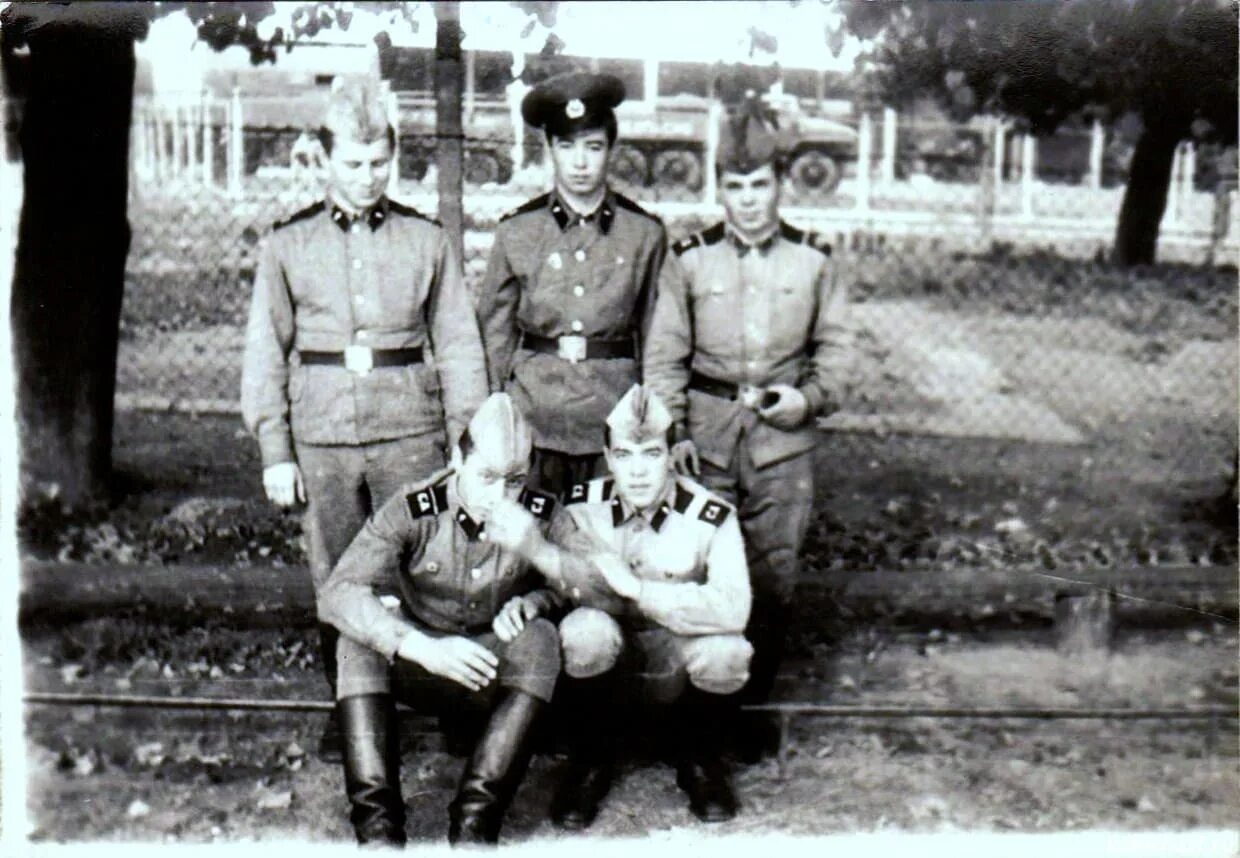Гарделеген гсвг. Вч пп 55550 гсвг стендаль. вч пп 67512. перлеберг южный вч пп 47248 зрп. гдр перлеберг вч пп 47248.