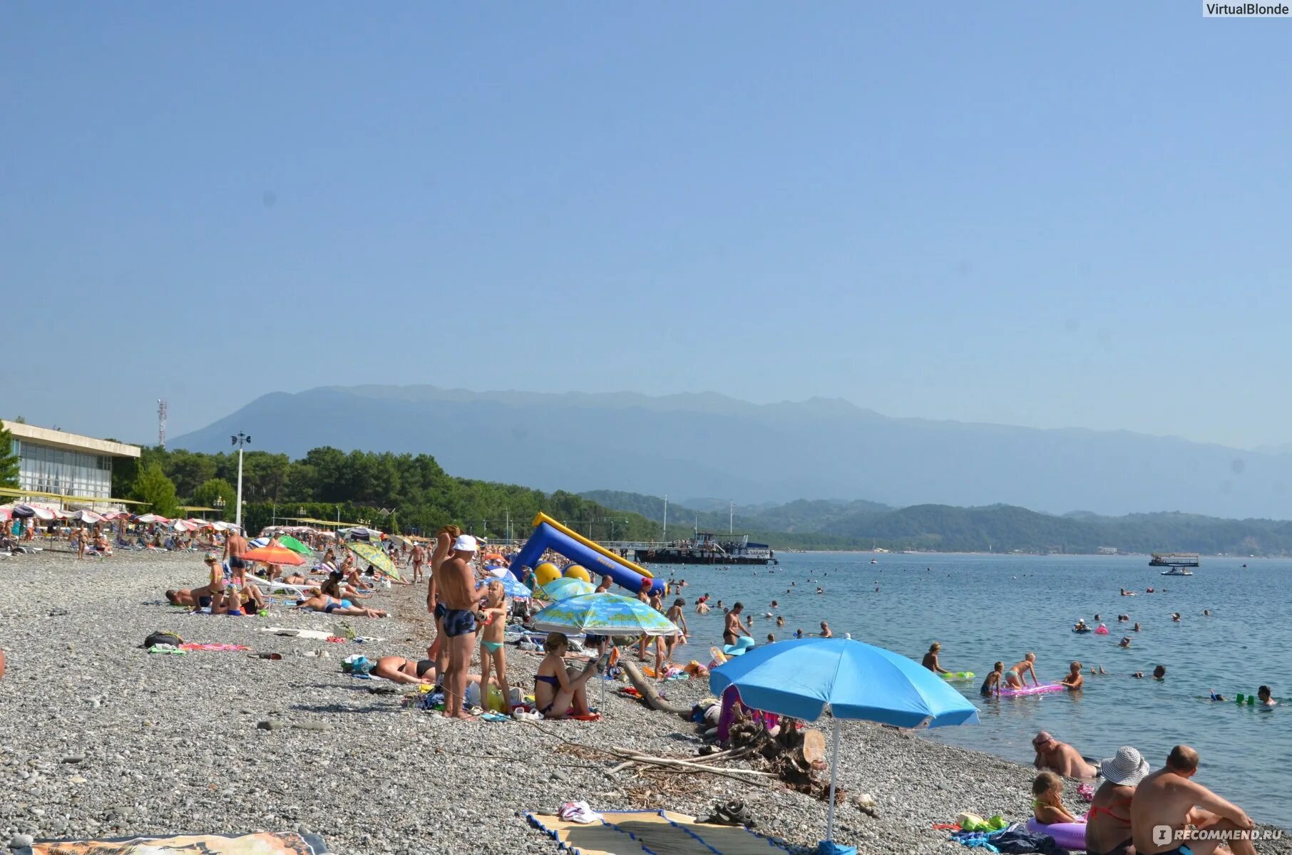 Погода в пицунде вода в море. Температура воды в Абхазии сейчас Пицунда. Погода в Пицунде сейчас. Какая погода в Пицунде сейчас. Температура воды в Пицунде сегодня.