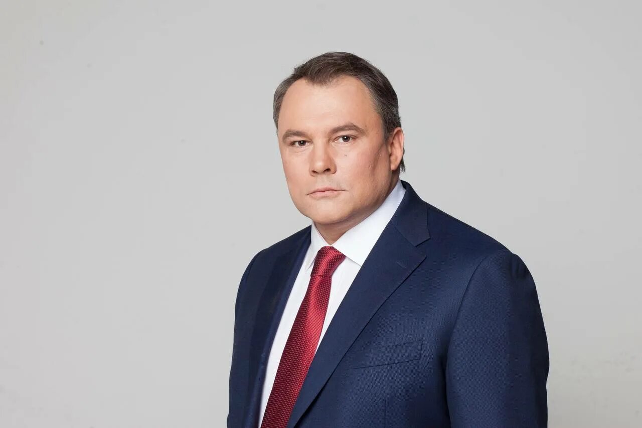 Вице спикер думы. Пётр олегович толстой. депутат толстой петр олегович. вице-спикер государственной думы петр толстой. пётр толстой телеведущий.