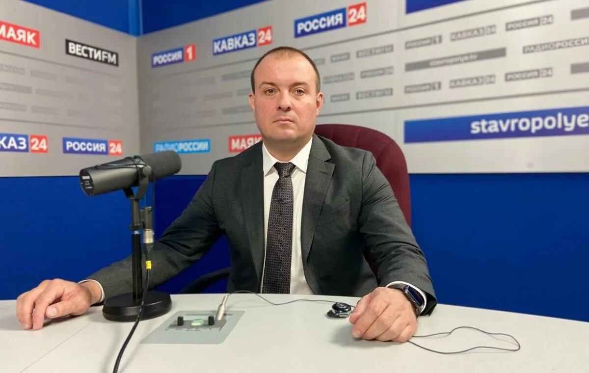 Министр экономического развития ставропольского края. Министр развития ставропольского края. Мин экономического развития ставропольского края. Министр экономического развития ставропольского края. Министр экономического развития ставропольского края крынин.