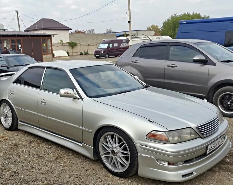 Toyota mark 2 2000. Тойота mark ii 2000 года. Mark 2000. Toyota mark ii 2000. Mark 2000.