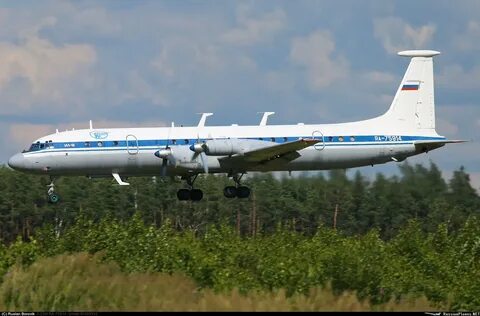 Ил 22 и а 50 над азовским