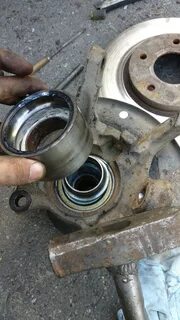 Может ли заклинить ступичный подшипник