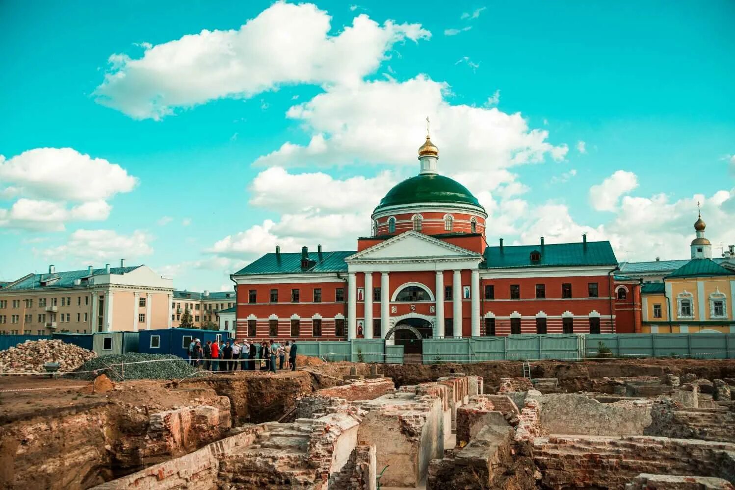 Казанский святыни. Богородицкий монастырь Казань.