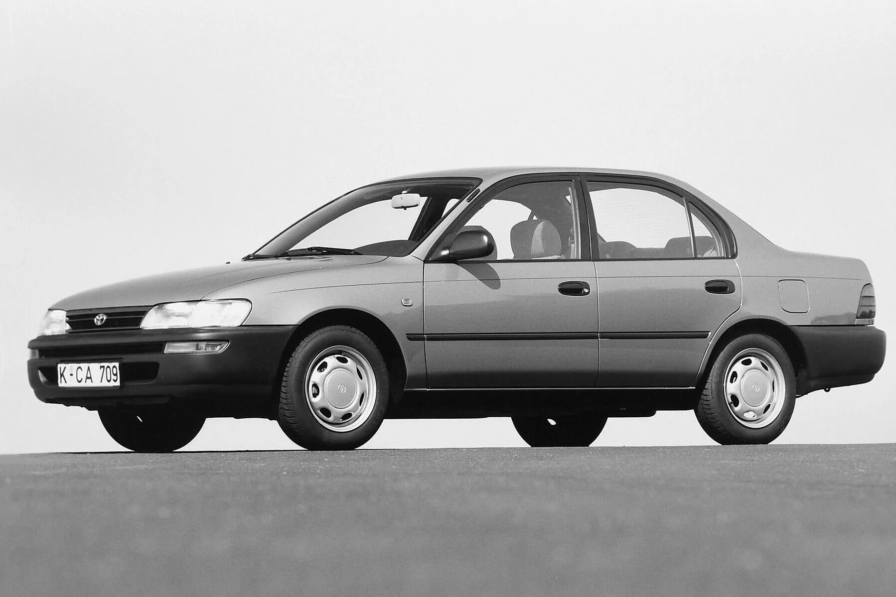 Королла 2 поколение. Toyota Corolla 1992. Toyota Corolla 1992 седан. Toyota Carina e 1992. Toyota Carina e 1998.