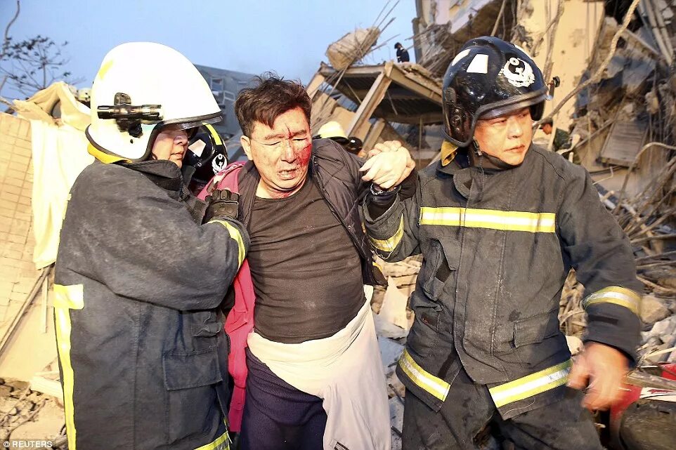 Землетрясение на Тайване. Тайвань землетрясение фото. Китайцы Тайвань. Землетрясение на Тайване (2002).