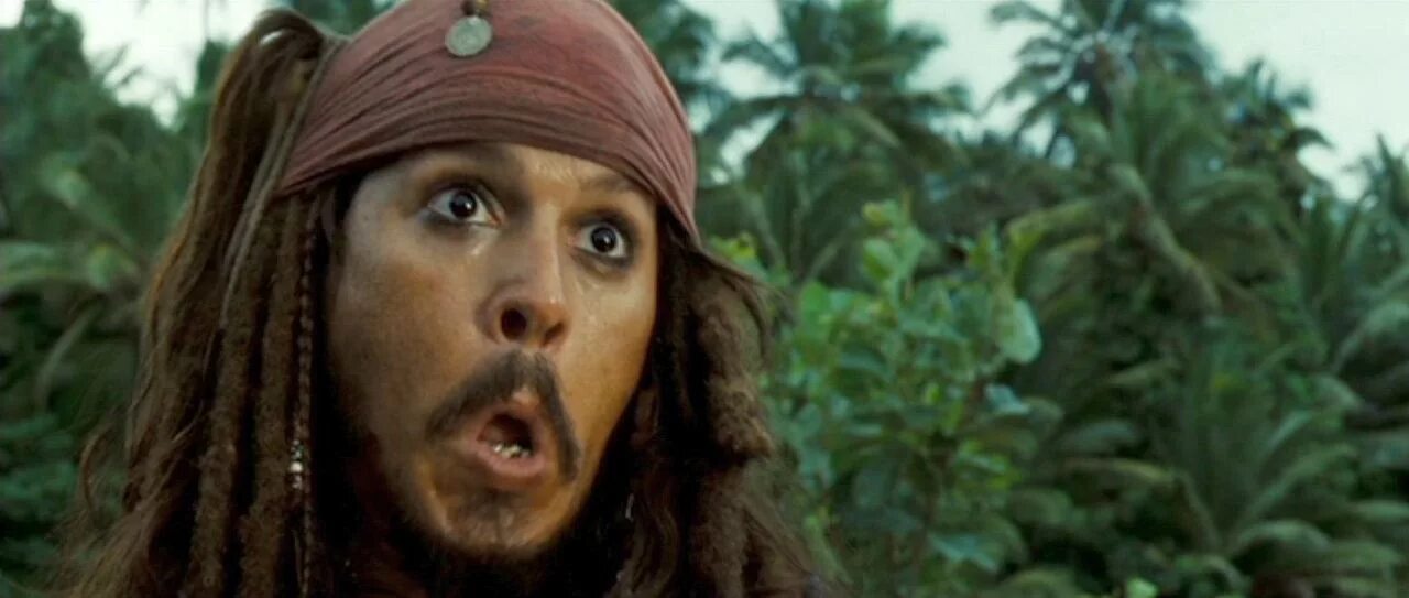 капитан джек воробей кривляется. пираты карибского моря капитан джек воробей. Jack at the moment. капитан джек воробей на краю света. джек воробей кадр.
