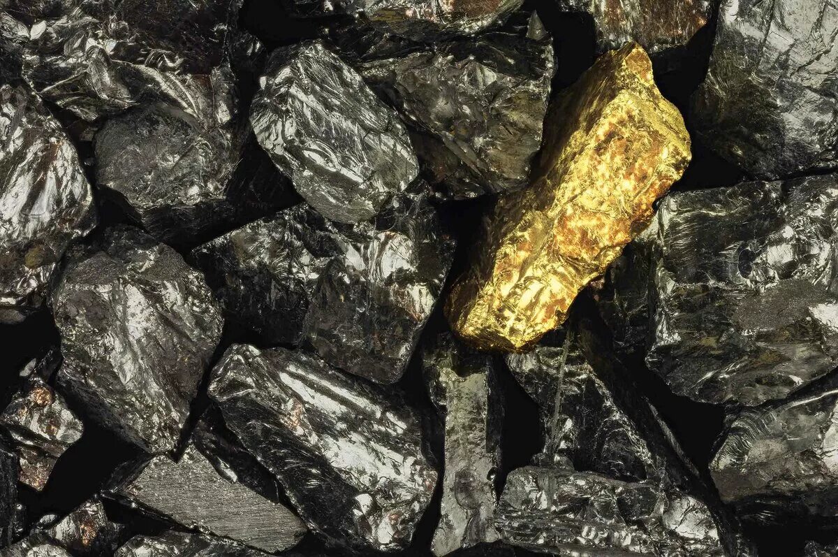 Сера каменного угля. Золото в угле. Уголь и золото. Уголь руда. Золото руда.