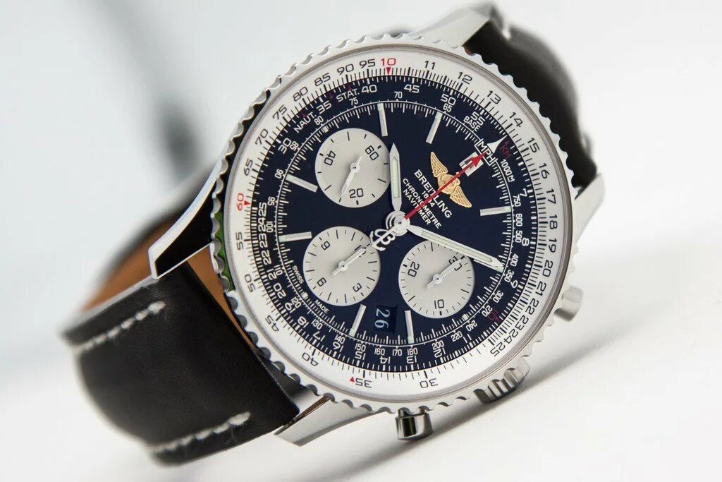 Breitling navitimer на руке. Breitling montbrillant datora a2133012. циферблат часов breitling. часы breitling ремонт. часы наручные breitling 1884 navitimer heritage.
