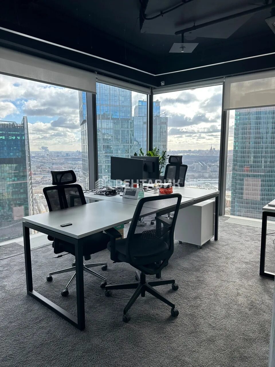 Дербеневская набережная 11. Кабинет в москва сити. Башня федерация москва коворкинг сити. Авеню пейдж коворкинг спб. Офис наб.