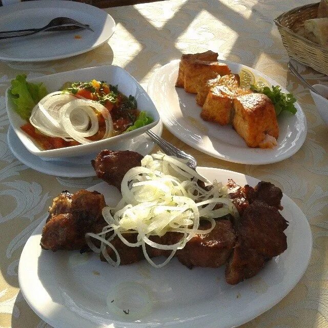 Три кедра кафе. Кафе ромашка сочи. кафе ромашка. кафе ромашка меню. 3 кедра сочи кафе.