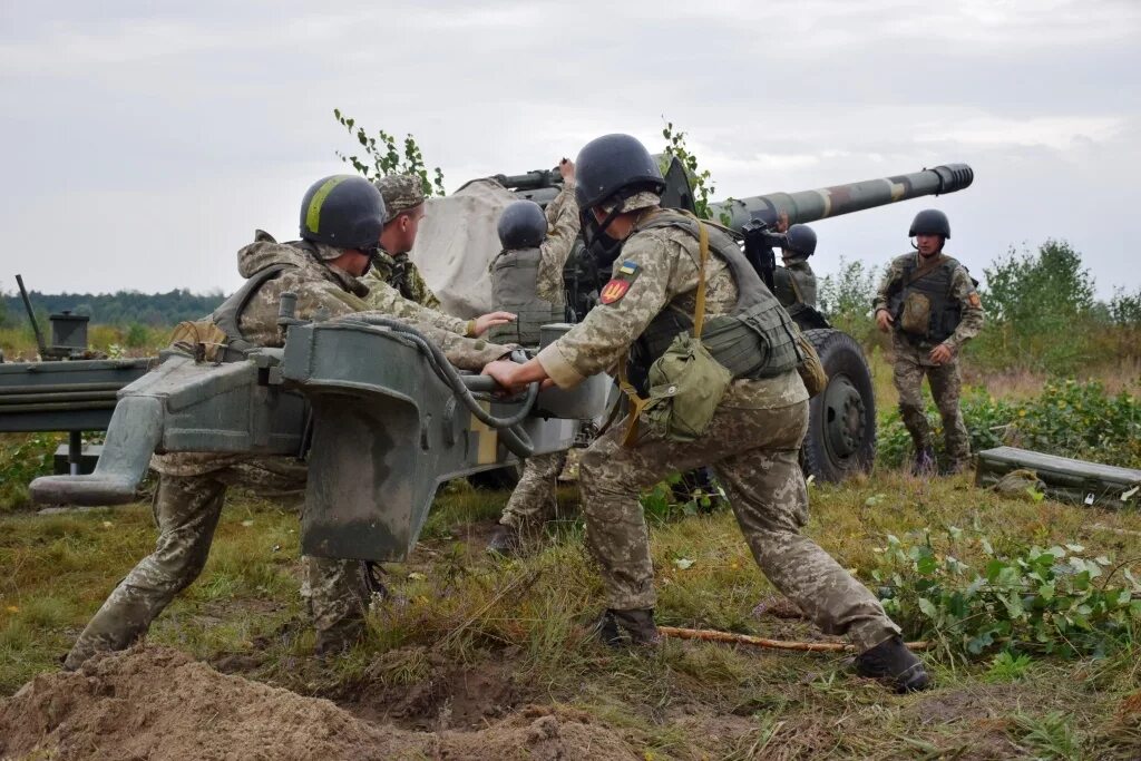 Донбасс боевые действия. Донбасс боевые действия. Оборона краматорск славянск. Оборона славянска 2014 ополчение. Всу украины 2014.