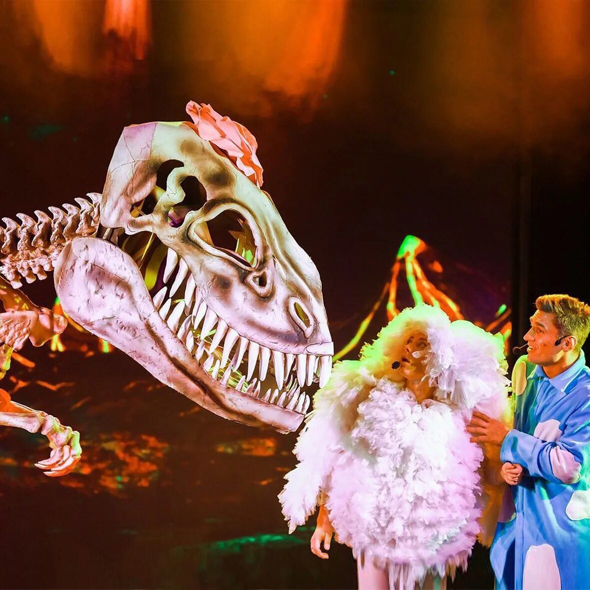 Лунозавр спектакль спб. Театр будущего тайна лунозавра. театр будущего лилии тим шоу-спектакль -тайна лунозавра. театр будущего лилии тим. дворец олимпия тайна лунозавра.