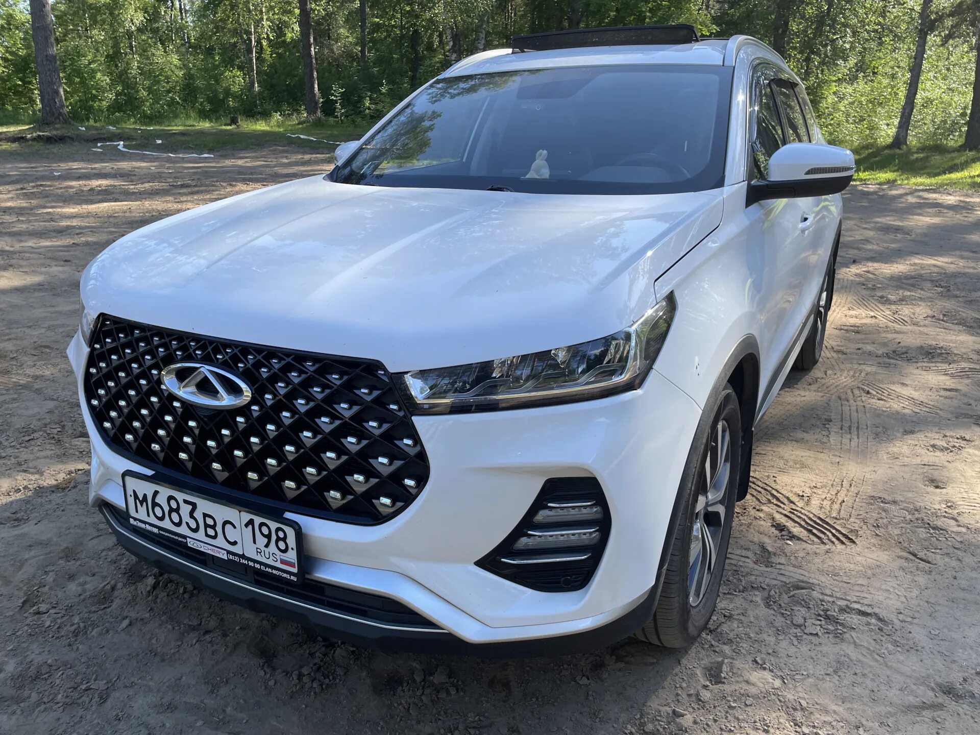 Чери тигго 7 отзывы владельцев недостатки. Chery tiggo 2025. chery tiggo 7 pro luxury. чери эксид 2025. chery tiggo 7 pro белый с черной крышей.