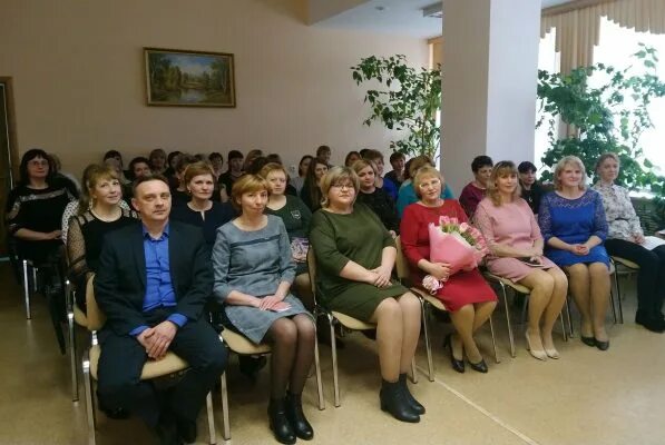 График работы пфр. Пенсионный брянск. Отделение пфр. Номер телефона пенсионного унеча. Номер телефона пенсионного унеча.
