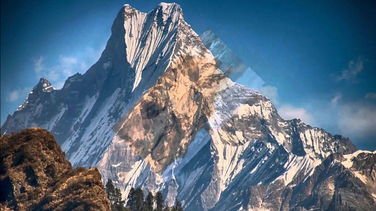 Картинки высокие горы. Гора Мачапучаре Аннапурна. Гора Мачапучаре в Непале. Непал Гималаи Аннапурна. Гора Аннапурна Эверест.