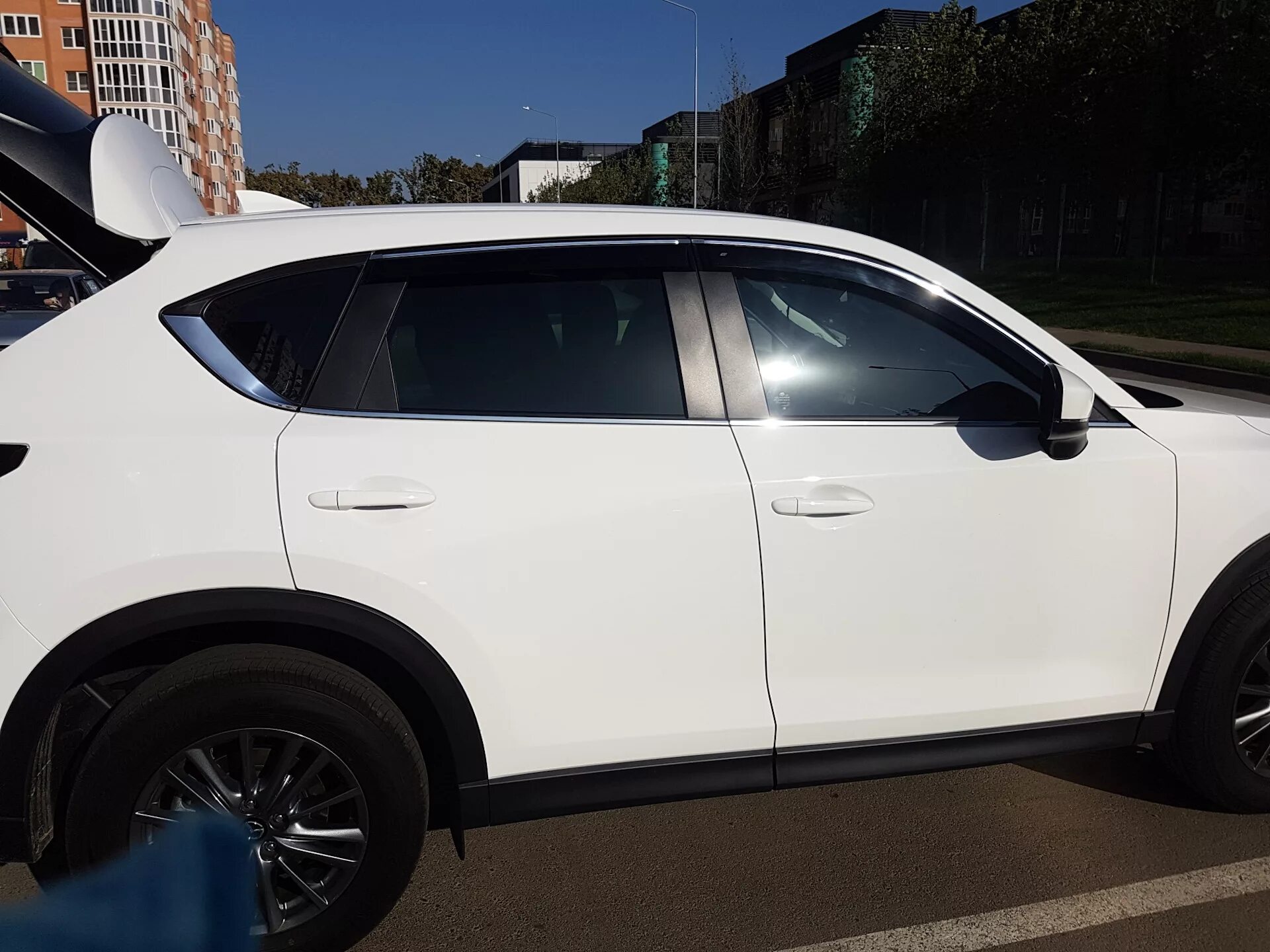 Дефлектор мазда сх5. Дефлекторы мазда сх5. дефлектор мазда сх 5 2025. mazda cx 5 дефлекторы. мазда сх5 с ветровиками.
