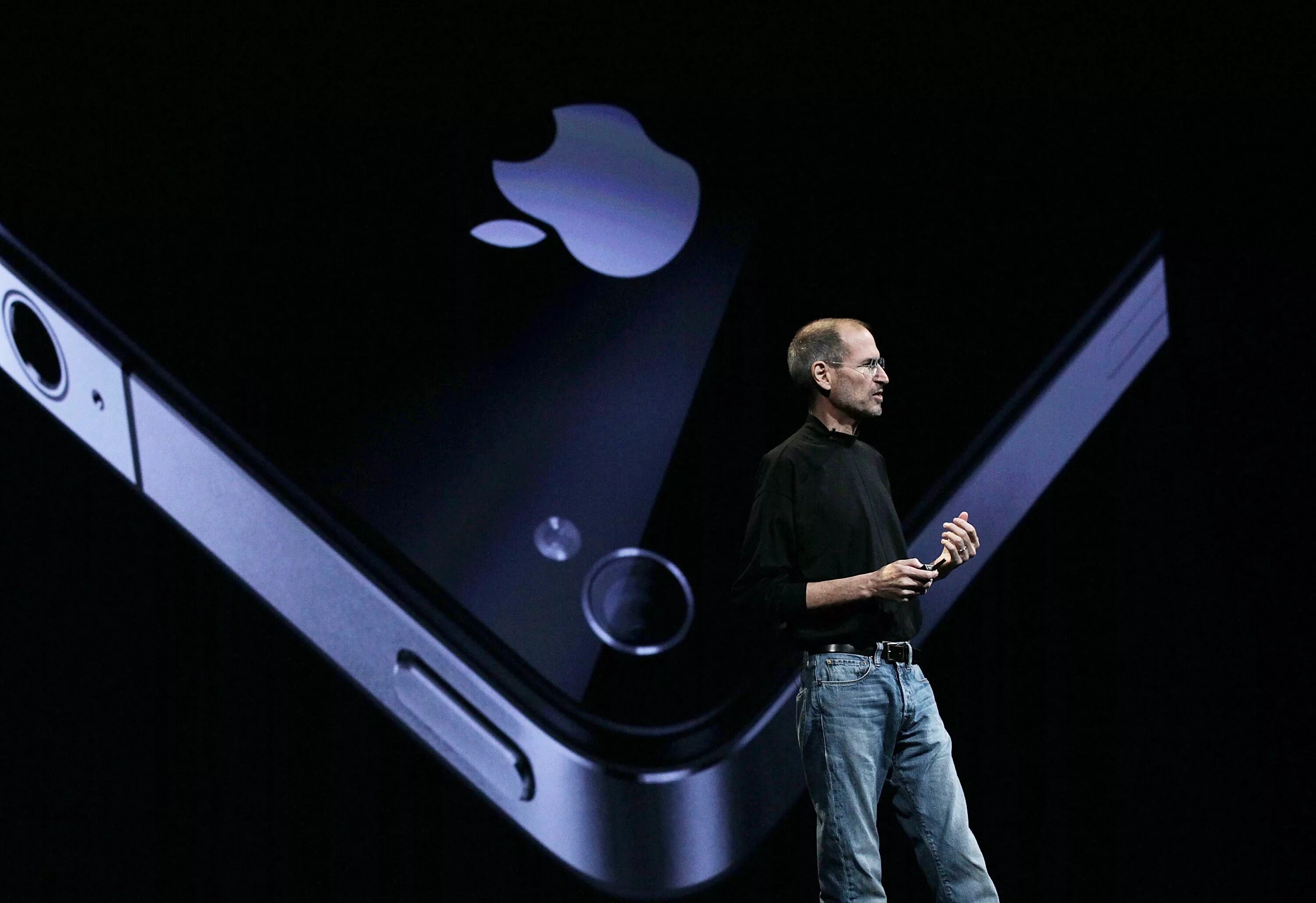 Лучший apple iphone. Стив Джобс Аппле. Стив Джобс айфон 4. Стив Джобс презентация iphone. Стив Джобс 2007 iphone.