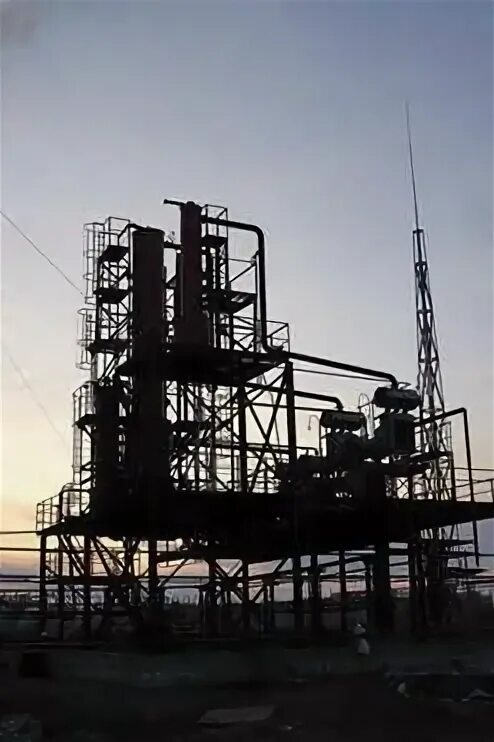 Нефтезавод омск. Нпз воронежская область. Воронежский нпз. Яйский нпз. Лисичанский нпз 2022.