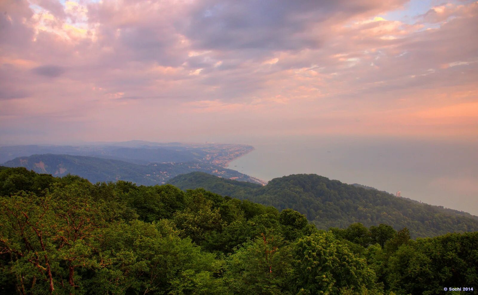 Высота сочинских гор. Абхазия гора фишт. Перевал ах-аг абхазия джиппинг. Горный хребет аибга красная поляна. Квайса над уровнем моря.