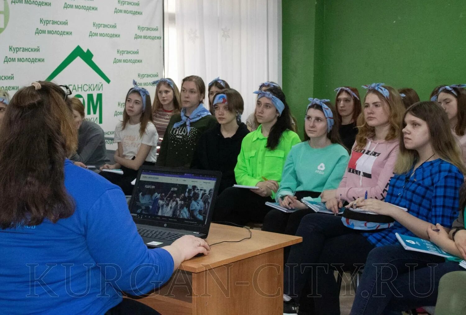 Дом молодежи курган. Курганский дом молодежи. детский оздоровительный лагерь островского курган.